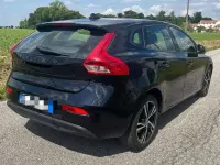 Usata Volvo V40 Summum 114 CV (83 kW) 2014 Nero Berlina
