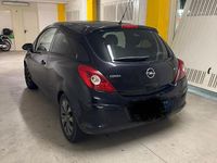 Usata Opel Corsa Edition 80 CV (58 kW) 2010 Nero Berlina