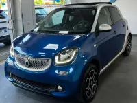 Usata Smart ForFour Prime 90 CV (66 kW) 2017 Blu/azzurro Utilitaria