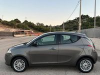 Usata Lancia Ypsilon Gold 95 CV (69 kW) 2017 Utilitaria