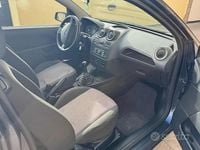 Usata Ford Fiesta 68 CV (50 kW) 2007 Grigio scuro Utilitaria