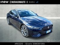 Usata Jaguar XE R-Dynamic 180 CV (132 kW) 2019 Blu Berlina