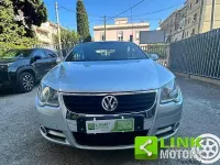 Usata VW Eos 140 CV (102 kW) 2006 Grigio Cabrio