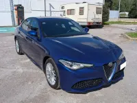 Usata Alfa Romeo Giulia Business 160 CV (117 kW) 2023 Bluazzurro Berlina