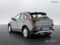 Usata VW T-Roc Life 150 CV (110 kW) 2024 Nero SUV