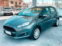 Usata Ford Fiesta Business Edition 75 CV (55 kW) 2017 Grigio Utilitaria
