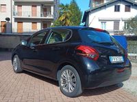 Usata Peugeot 208 Allure 83 CV (61 kW) 2019 Nero Utilitaria