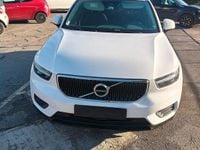 Usata Volvo XC40 Momentum 190 CV (139 kW) 2018 Bianco SUV