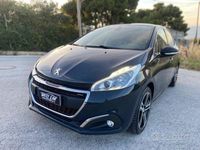 Usata Peugeot 208 GT-line 110 CV (80 kW) 2016 Gray Utilitaria