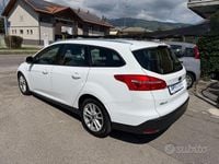 Usata Ford Focus 120 CV (88 kW) 2017 Bianco Station wagon