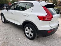 Usata Volvo XC40 Momentum 200 CV (147 kW) 2019 Bianco SUV