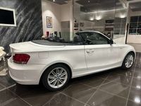 Usata BMW 120 Cabriolet Efficient Dynamics 177 CV (130 kW) 2010 Bianco Cabrio