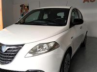 Usata Lancia Ypsilon Gold 95 CV (69 kW) 2012 Bianco Utilitaria