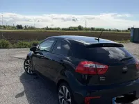 Begagnad Kia Rio 90 HK (66 kW) 2015 Svart Sedan