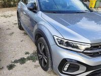 Usata VW T-Roc R-line 116 CV (85 kW) 2023 Grigio SUV