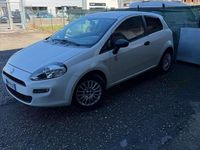 Usata Fiat Grande Punto 77 CV (56 kW) 2012 Bianco Utilitaria
