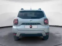 Usata Dacia Duster Prestige 101 CV (74 kW) 2021 Argento SUV