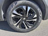 Usata Peugeot e-2008 Allure 100 kW (136 CV) 2022 Bianco SUV