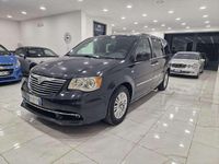 Usata Lancia Voyager Platinum 163 CV (119 kW) 2011 Nero Monovolume