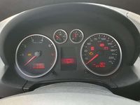 Usata Audi A2 75 CV (55 kW) 2003 Argento Utilitaria