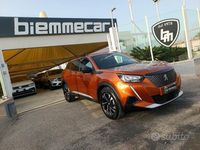 Usata Peugeot 2008 Allure 101 CV (74 kW) 2023 Arancione SUV