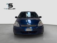 Usata Toyota Yaris Sol 68 CV (50 kW) 2002 Other Berlina