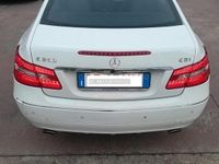 Usata Mercedes E350 231 CV (169 kW) 2010 Bianco Coupé
