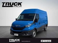 Usata Iveco Daily 136 CV (100 kW) 2020 Blu Berlina