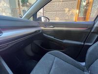 Begagnad VW Golf VIII Life 110 HK (80 kW) 2020 Grå Halvkombi