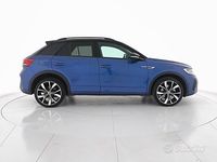 Usata VW T-Roc R-line 150 CV (110 kW) 2025 Blu SUV