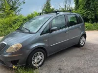 Usata Lancia Musa 90 CV (66 kW) 2009 Monovolume