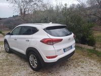 Usata Hyundai Tucson Xpossible 141 CV (103 kW) 2016 Bianco SUV