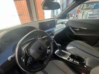 Usata Peugeot 2008 Allure 102 CV (75 kW) 2023 Grigio SUV