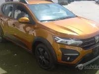 Usata Dacia Sandero Stepway 90 CV (66 kW) 2022 Arancione SUV