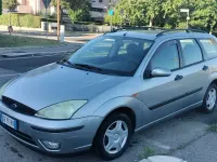 Usata Ford Focus Ambiente 101 CV (74 kW) 2004 Station wagon