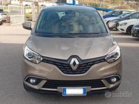 Usata Renault Grand Scénic IV Initiale 120 CV (88 kW) 2020 Giallo Monovolume