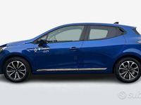 Usata Renault Clio V Techno 100 CV (73 kW) 2025 Blu chiaro Berlina