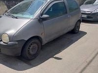 Usata Renault Twingo 58 CV (42 kW) 2004 Grigio Utilitaria