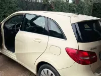 Usata Mercedes B200 Executive 156 CV (114 kW) 2014 Beige Utilitaria