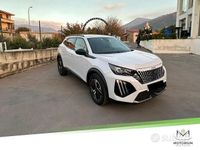 Usata Peugeot 2008 Allure 101 CV (74 kW) 2024 Bianco SUV