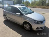 Usata VW Polo Comfortline 75 CV (55 kW) 2017 Grigio Berlina