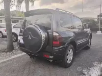 Usata Mitsubishi Pajero Instyle 160 CV (117 kW) 2005 Blu SUV