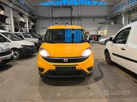 Usata Fiat Doblò Lounge 120 CV (88 kW) 2018 Giallo Monovolume