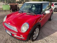 Usata Mini Cooper 116 CV (85 kW) 2002 Rosso Utilitaria