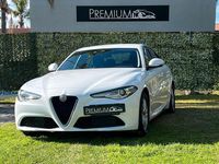 Usata Alfa Romeo Giulia Business 160 CV (117 kW) 2019 Bianco Berlina