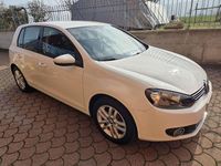 Usata VW Golf VI Highline 105 CV (77 kW) 2011 Bianco Utilitaria
