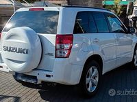Usata Suzuki Grand Vitara 129 CV (94 kW) 2011 Bianco SUV