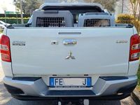 Usata Mitsubishi L200 Intense 154 CV (113 kW) 2016 Bianco Pick-up