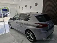 Usata Peugeot 308 GT-line 116 CV (85 kW) 2015 Grigio Berlina