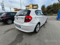 Usata BMW 118 143 CV (105 kW) 2007 Bianco Utilitaria